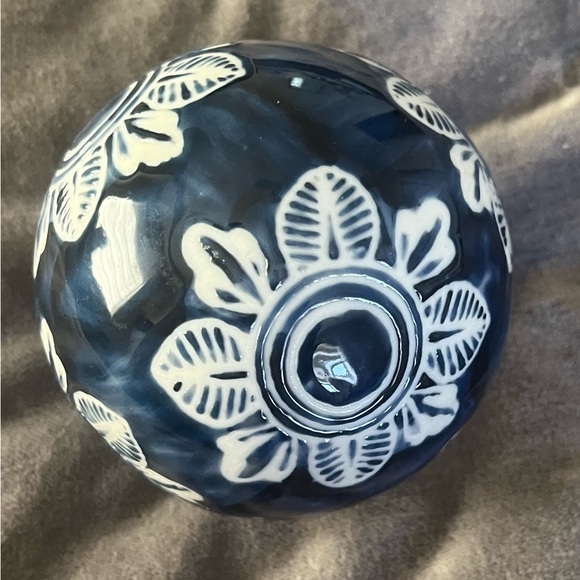 Other - 3 1/4” Blue and White Floral Decorative Ceramic Sphere